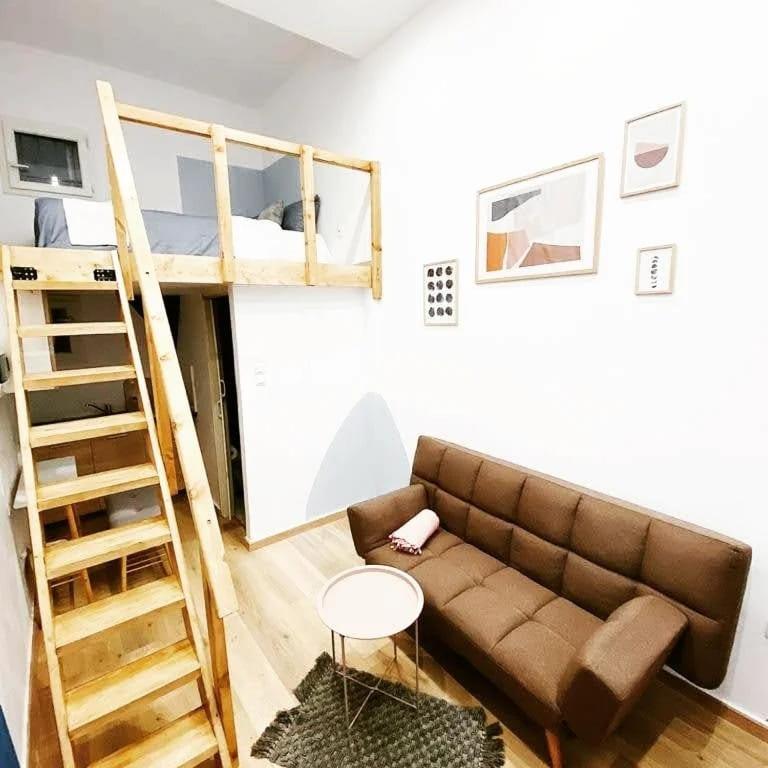 Velestinou Private Maisonette Apartment Атина Екстериор снимка