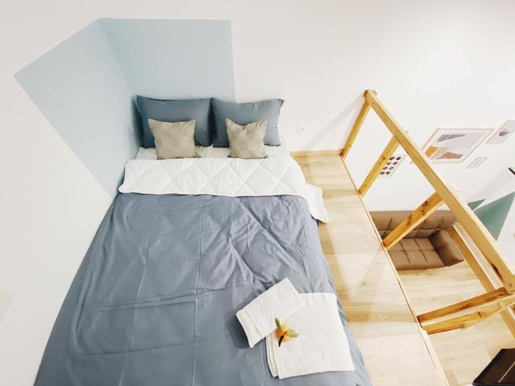 Velestinou Private Maisonette Apartment Атина Екстериор снимка