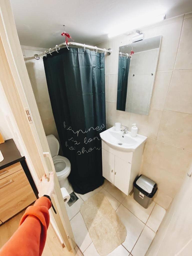 Velestinou Private Maisonette Apartment Атина Екстериор снимка